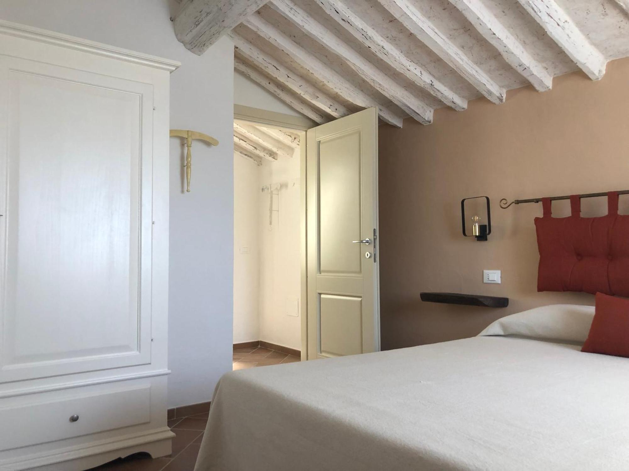 Le Dame Del Borgo Apartment Sassetta Exterior photo