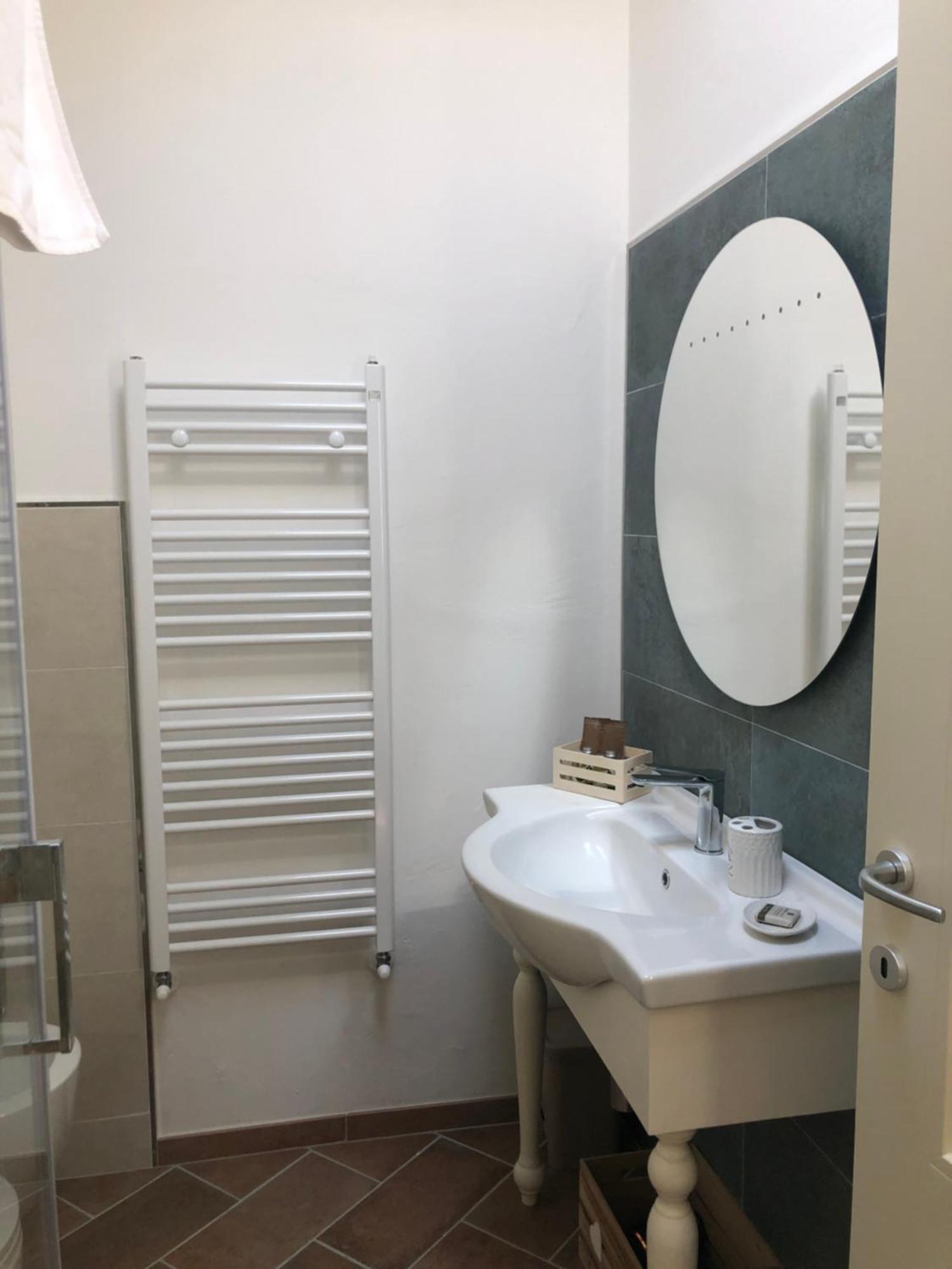 Le Dame Del Borgo Apartment Sassetta Exterior photo