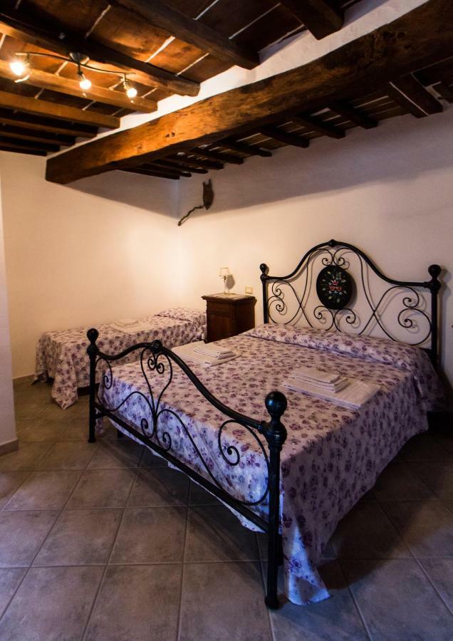 Le Dame Del Borgo Apartment Sassetta Exterior photo