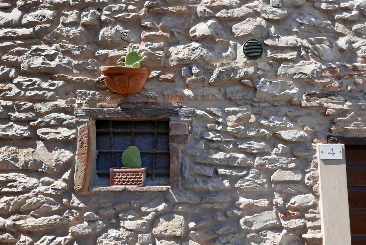 Le Dame Del Borgo Apartment Sassetta Exterior photo